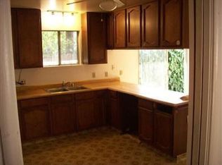 3530 52nd St, Sacramento, CA 95820