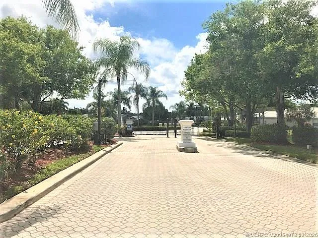 3486 SW Pindo Palm Ln — Photo 34