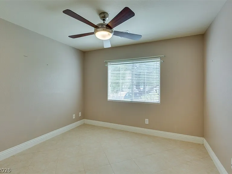 82 Rattlesnake Grass Ct — Photo 25