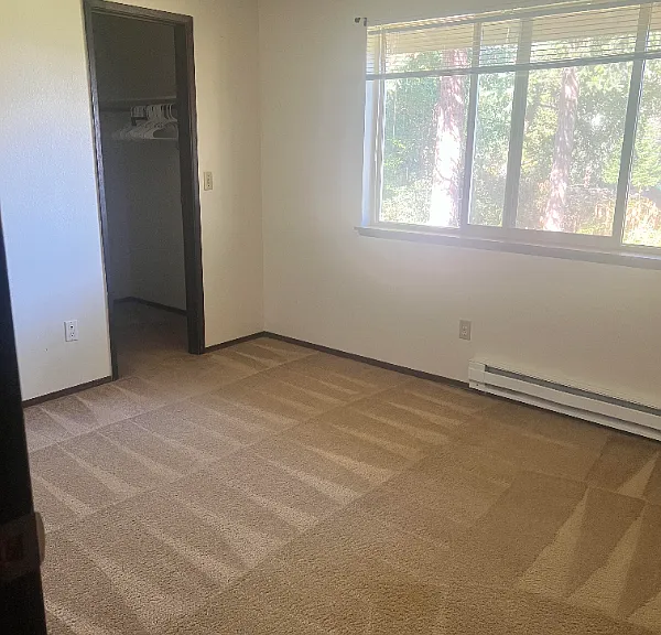 850 SW Harrier Cir #3 — Photo 7