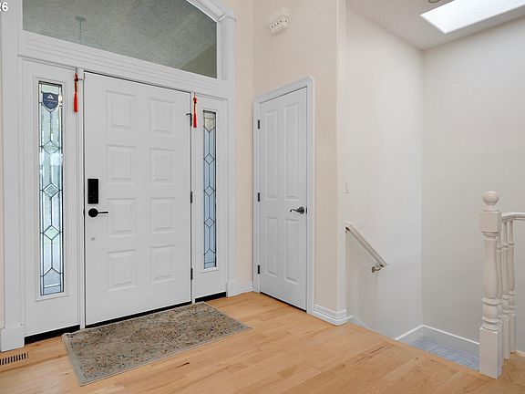 3rd image of 10520 SE Isaac Dr