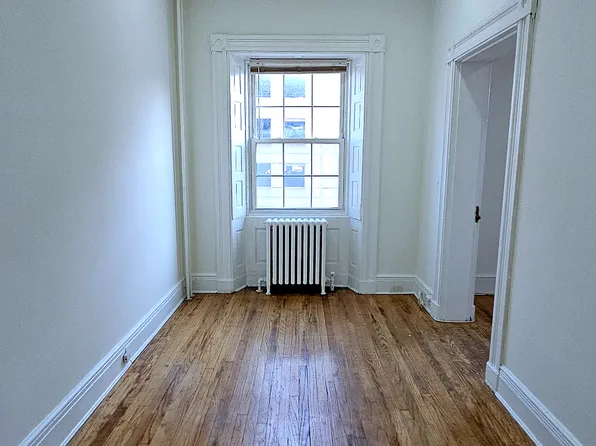 20 W Franklin St, Baltimore, MD