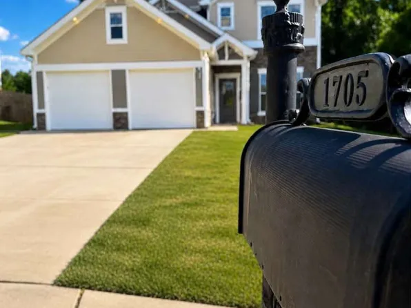 1705 Chinaberry Ct, Stockbridge, GA 30281