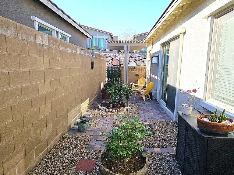 921 Mayfield Manor Ln — Photo 15