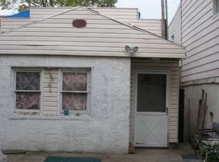 10511 77th St, Jamaica, NY 11417