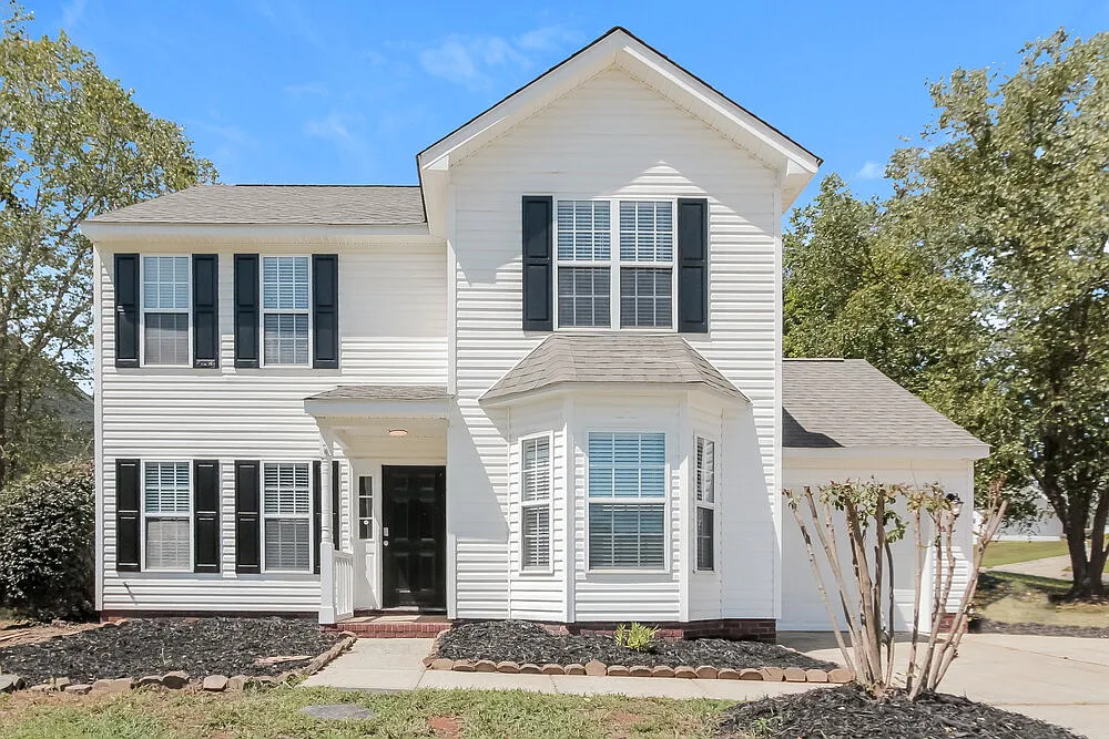 3 bed, 2.5 bath, 1852 sqft, $3,060 — Photo 1