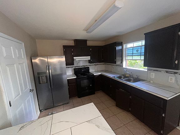 5th image of 404 30th St