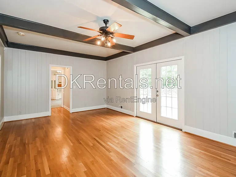 1176 Hampton Hall Dr NE — Photo 4