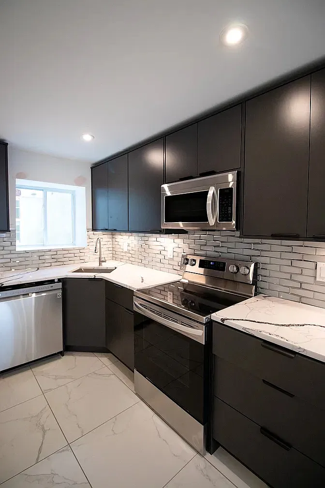 1740 N 22nd St — Photo 3
