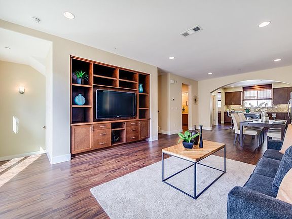 5th image of 17045 Saint Anne Ln