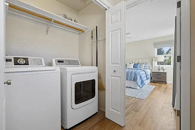 380 Wilton Ave — Photo 4