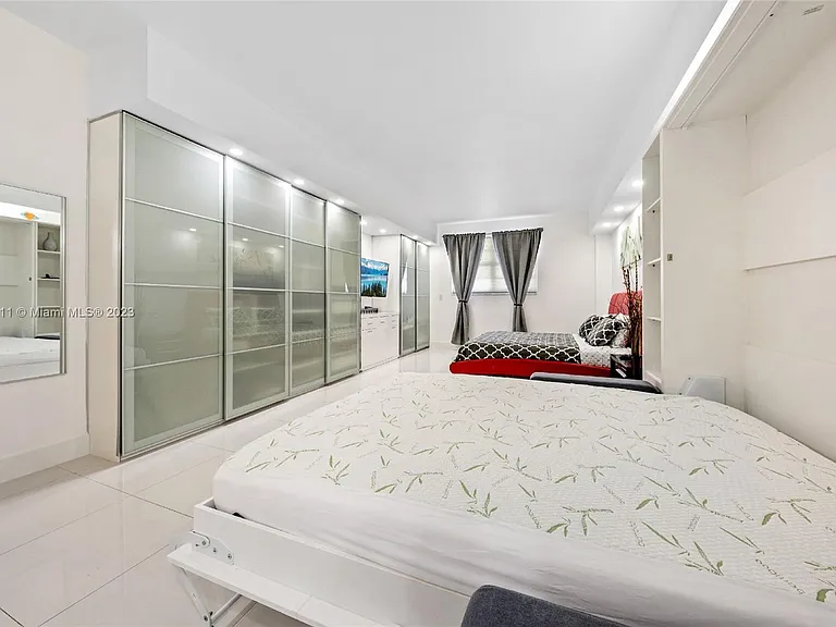4001 S Ocean Dr #2 — Photo 16
