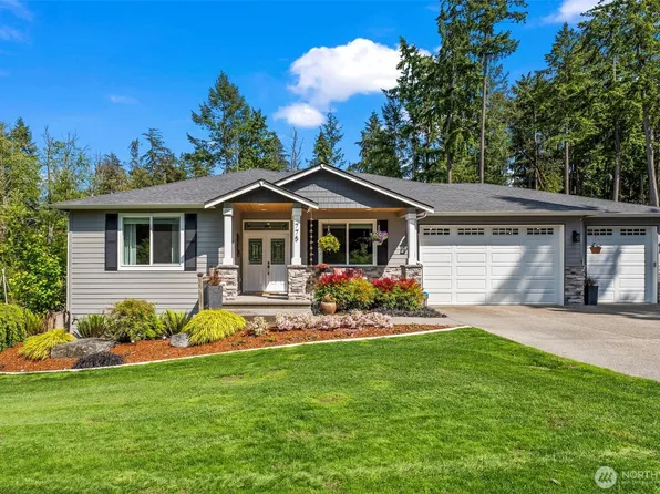 775 9th Avenue, Fox Island, WA 98333