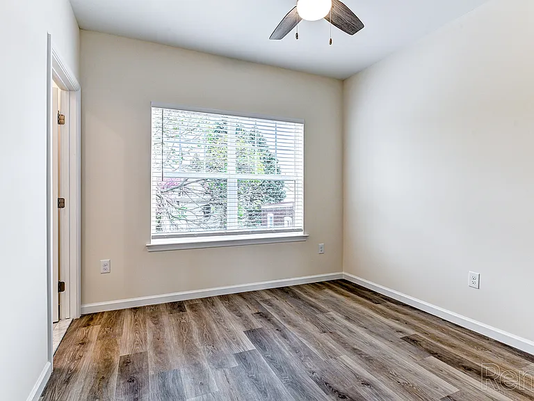 Matthew Manor — Photo 29