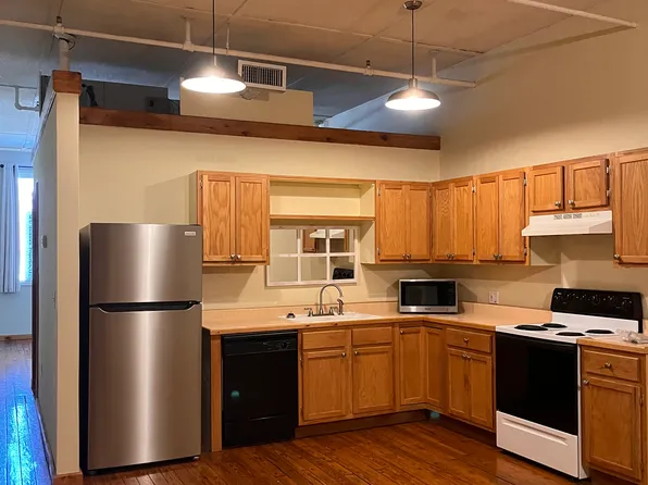 225 Depot St APT 1, Dalton, GA 30720