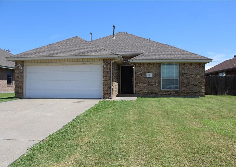 1st image of 1404 Sunrise Dr