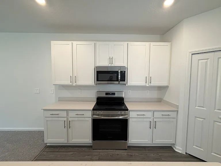 5462 NW 22nd Dr — Photo 3