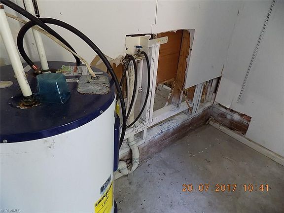 4th image of 2211 Atlanta St