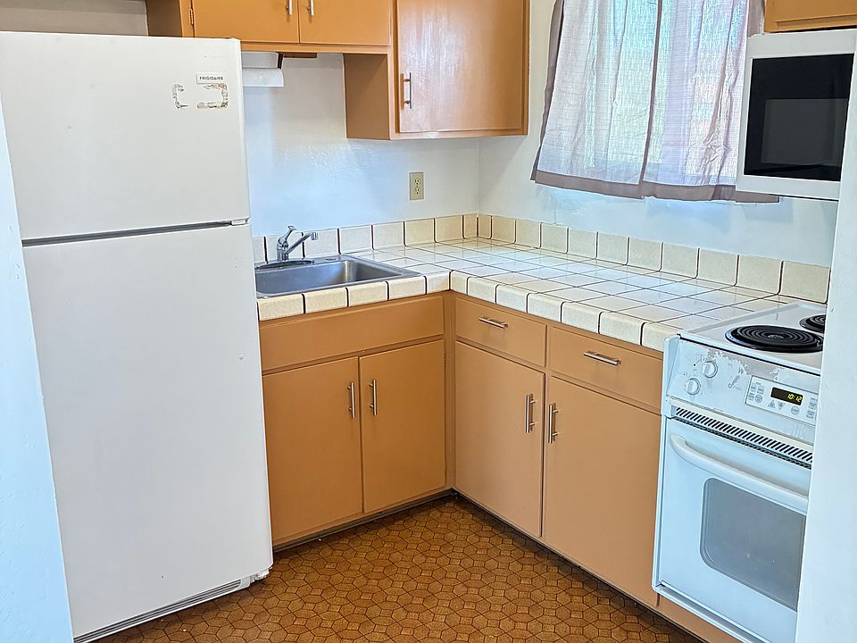 1st image of 259 Shasta St #259