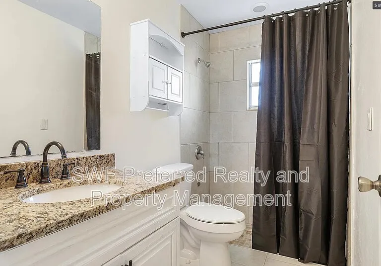 919 SW 48th Ter — Photo 7