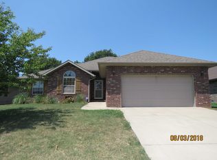 725 N Bluegill St, Nixa, MO 65714