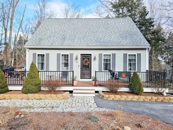 31 Avalon Road, Farmington, NH 03835