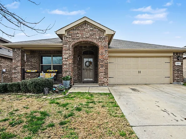 605 River Rock Dr, Azle, TX 76020