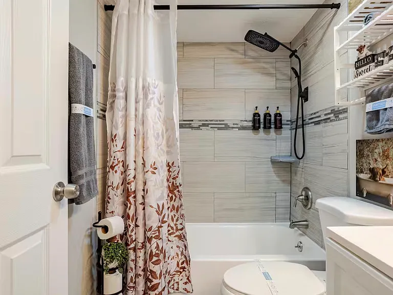 7246 E Bank Dr — Photo 16