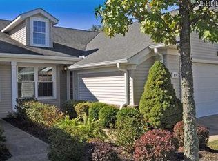 65 Community Dr, Avon Lake, OH 44012