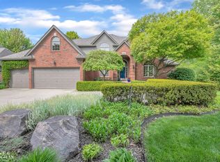 38867 Bellingham Dr, Harrison Township, MI