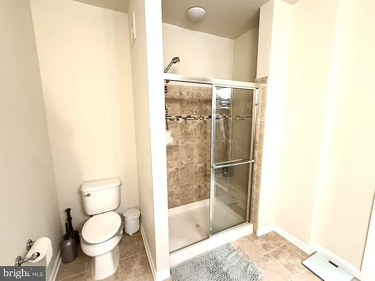 42797 Burrell Sq — Photo 10