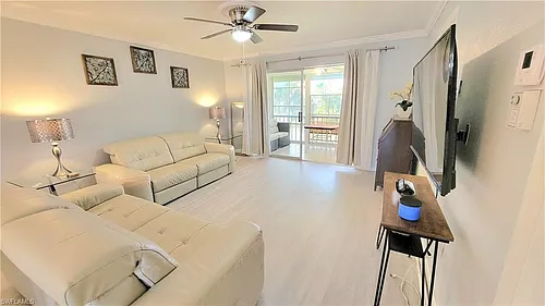 300 Valley Stream Dr #A-7 Photo 1