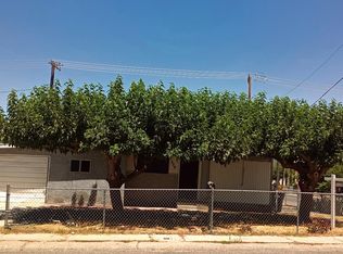 988 E Putnam Ave, Porterville, CA 93257