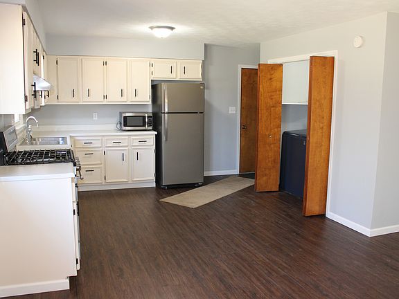 4th image of 2460 S State Highway 7