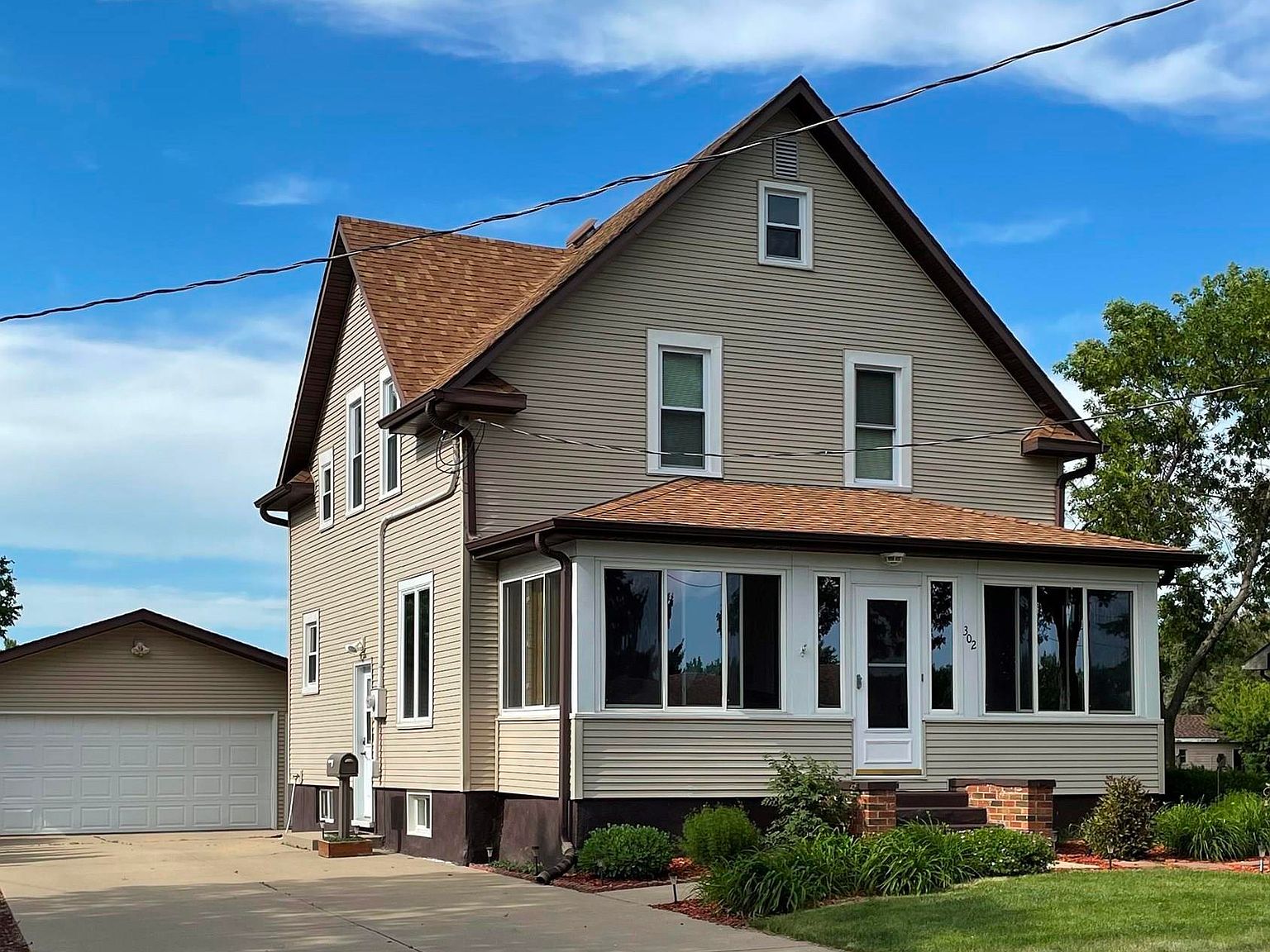 302 E Park Ave, Howard, SD 57349 Zillow