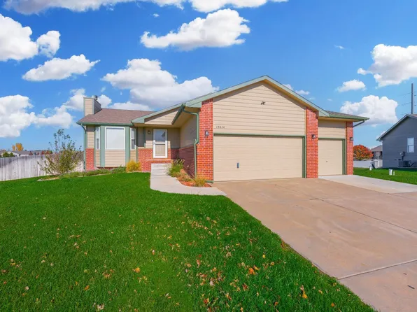 13614 W Ponderosa Ct, Wichita, KS 67235