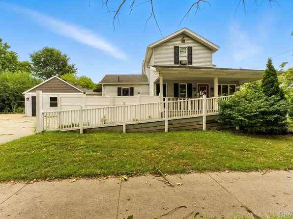 502 W State St, Hastings, MI 49058