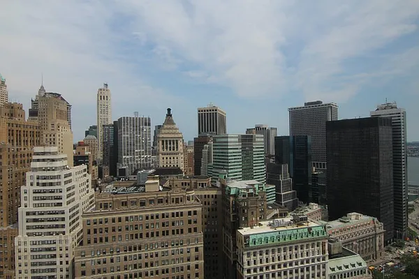 Rented by FirstService Realty (legacy) | media 2