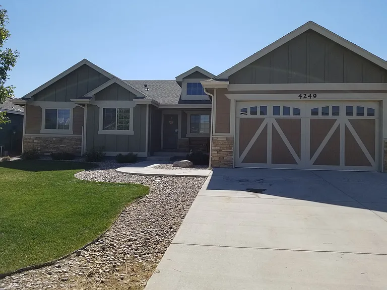 4249 Woodlake Ln — Photo 1