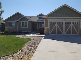 4249 Woodlake Ln, Wellington, CO 80549