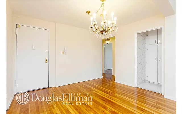 Sold by Douglas Elliman | media 15