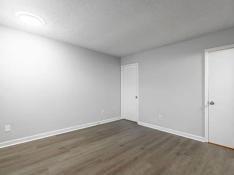 Loft-Style Townhome In Hixson | 2 Months Free — Photo 15