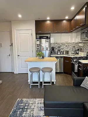 Rented by Voro, LLC | media 2