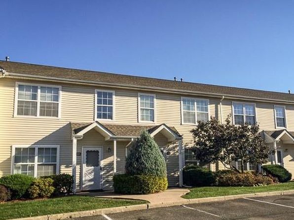 Windsor Crest New Windsor Real Estate 1 Homes For Sale Zillow