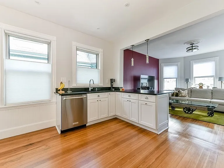132 Paul Gore St #3 — Photo 2