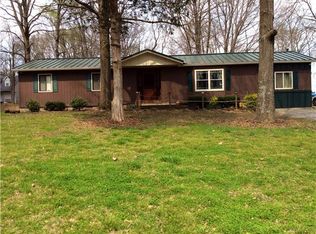 1175 Lake Marie Rd, Gallatin, TN 37066