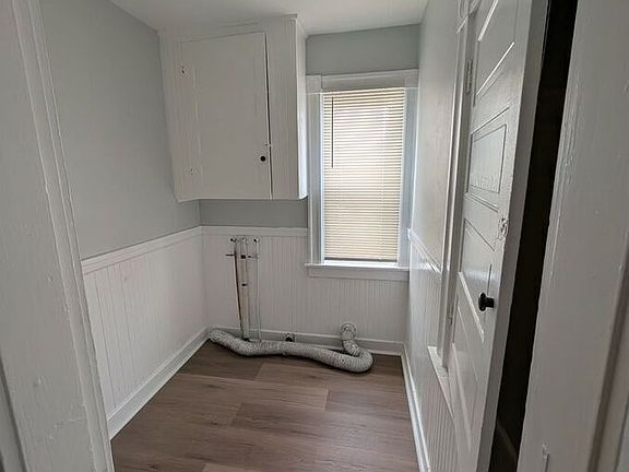 5th image of 481-483 Hevey St Unit 1