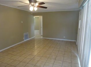 329 Manitowac St, Park Forest, IL
