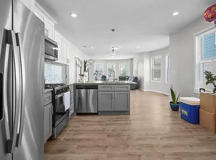 12 Magnolia St FLOOR 1, Pawtucket, RI 02860