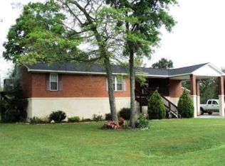 298 Bay Shore Dr, Chocowinity, NC 27817